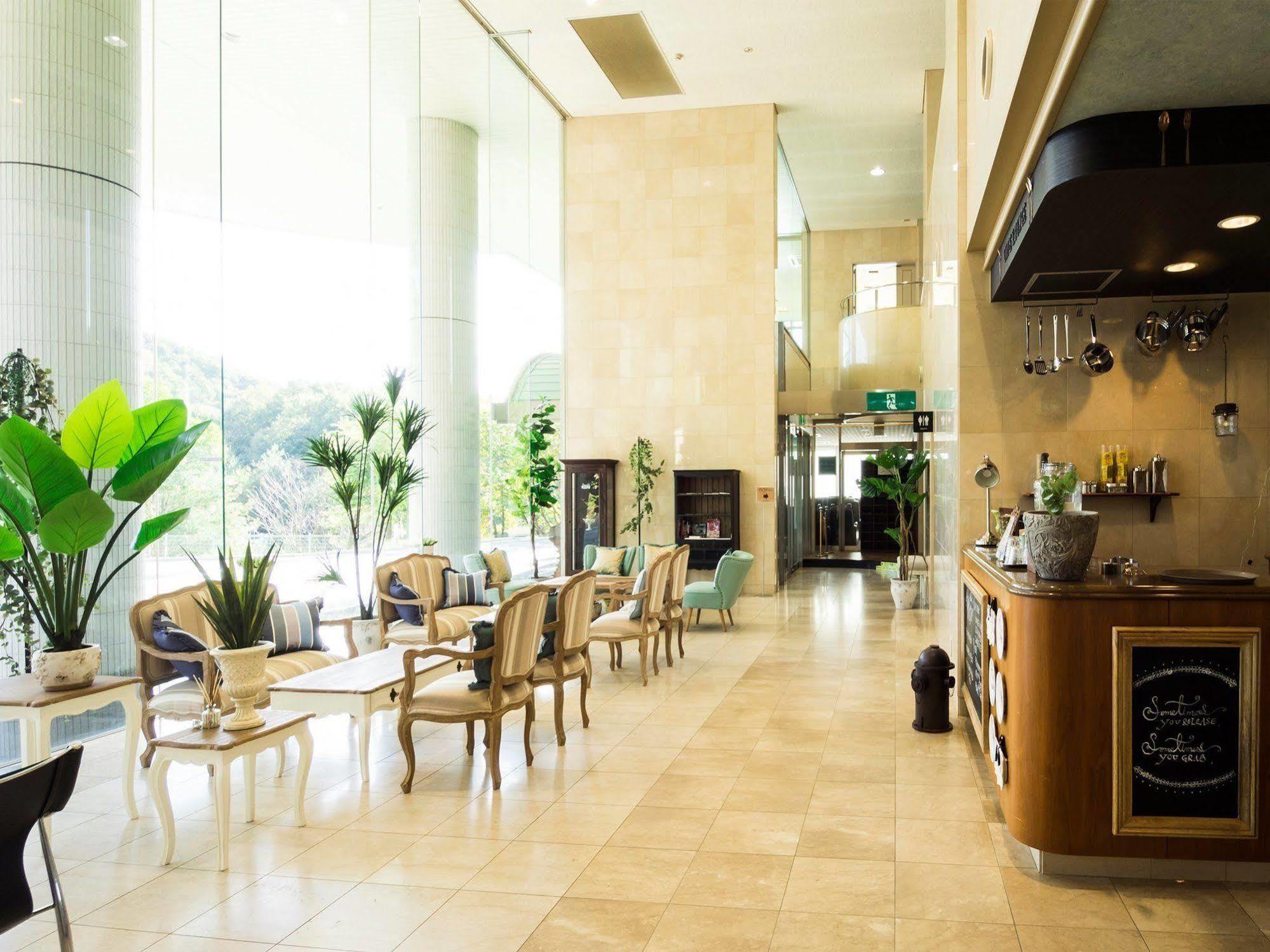 Hotel Areaone Hiroshima Wing Хіґасі-Хіросіма Екстер'єр фото