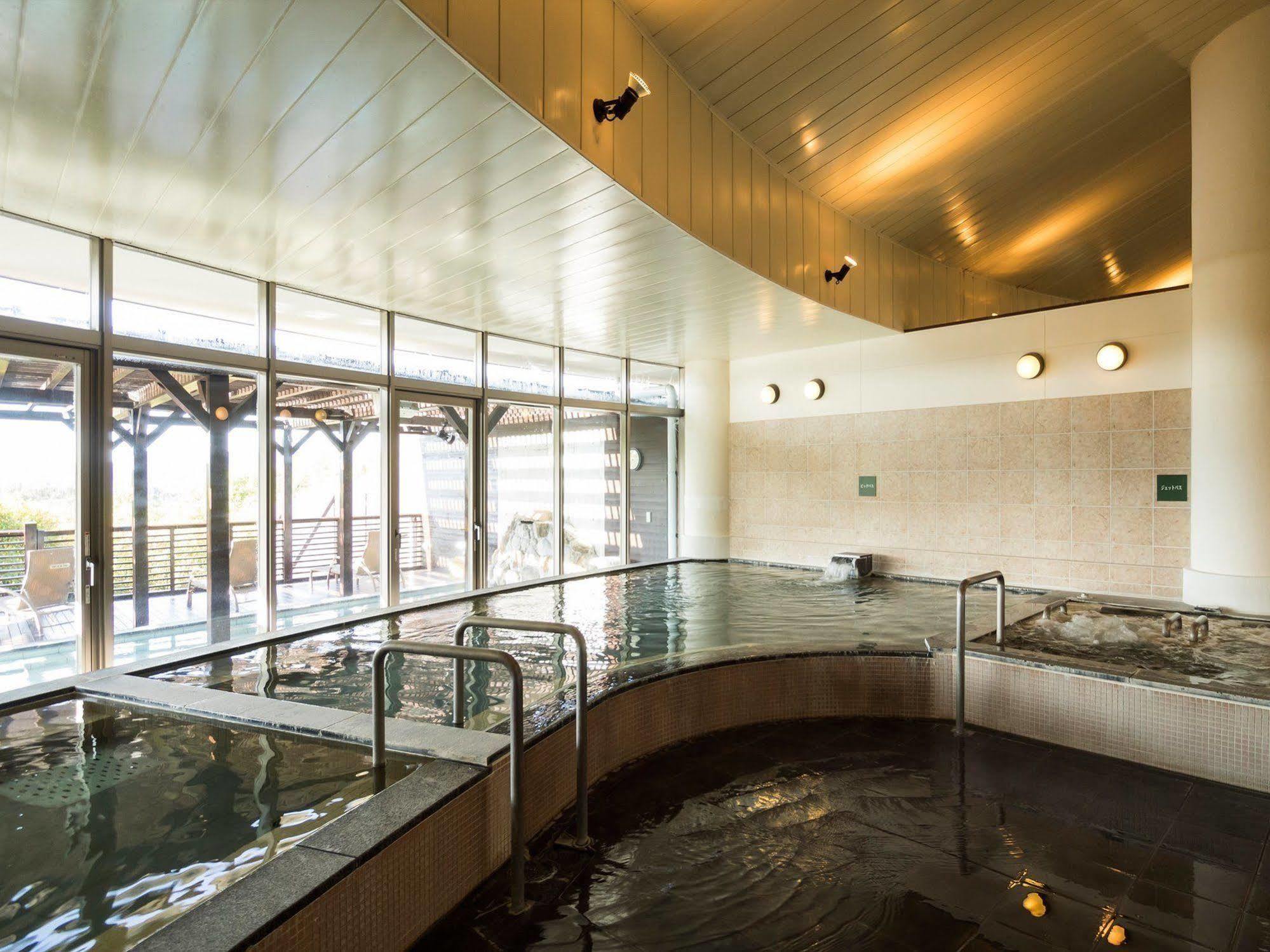 Hotel Areaone Hiroshima Wing Хіґасі-Хіросіма Екстер'єр фото
